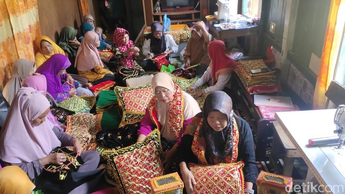 Kain angkinan yang kini tetap eksis