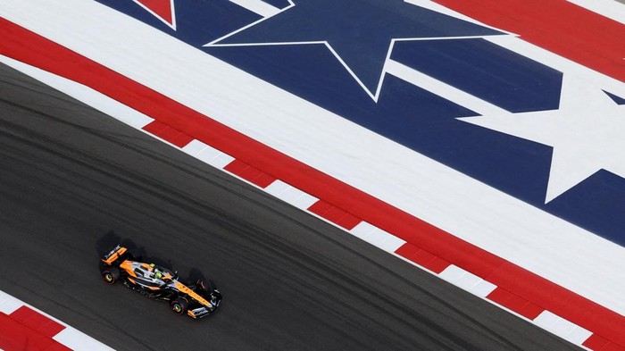 Formula One F1 - United States Grand Prix - Circuit of the Americas, Austin, Texas, United States - October 19, 2024 McLarens Lando Norris during qualifying REUTERS/Kaylee Greenlee Beal TPX IMAGES OF THE DAY