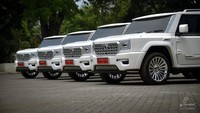 MV3 Garuda Limousine dikembangkan khusus dari MV3 untuk kendaraan Presiden dan Wakil Presiden RI. Kendaraan ini berwarna putih dengan tampilan eksklusif dan maskulin yang memiliki proteksi tinggi serta memberikan kenyamanan dengan material berkualitas serta fitur-fitur mutakhir. Foto: Dok. PT Pindad