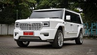 Garuda memiliki bobot 2,95 ton, dimensi panjang sekitar 5,05 m, lebar 2,06 m, tinggi 1,87 m serta desain long wheelbase yang nyaman dan lega. Kendaraan ini memiliki daya mesin 202 PS/199 dk, dan transmisi AT dengan 8 percepatan, dan memiliki kecepatan maksimum 100 km/jam. Foto: Dok. PT Pindad