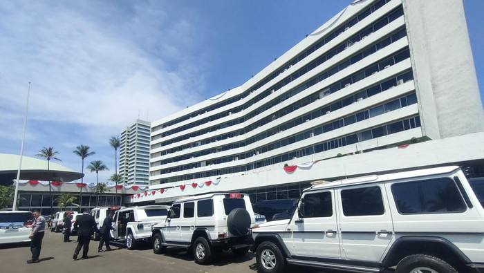 Mobil putih 'Indonesia 1' yang akan ditumpangi Prabowo (Dwi/detikcom)