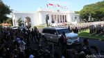 Momen Upacara Lepas Sambut Jokowi ke Prabowo di Istana Merdeka