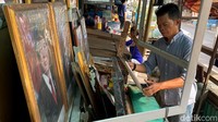 Harga pigura ini beragam tergantung dari bahan baku dan ukuran pigura ini sendiri. Harganya dari mulai puluhan ribu sampai ratusan ribu.