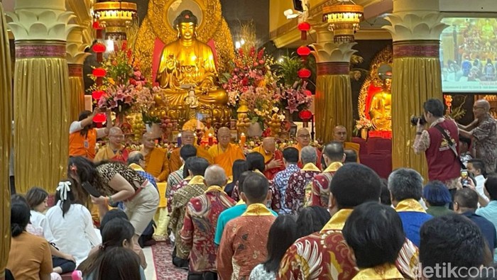Perayaan Kathina di Wihara Ekayana Arama pada Minggu (20/10/2024).