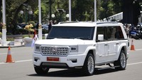 Prabowo Subianto dan Gibran Rakabuming Raka resmi menjadi Presiden dan Wakil Presiden Republik Indonesia masa bakti 2024-2029 setelah dilantik di MPR. ANTARA FOTO/Dhemas Reviyanto