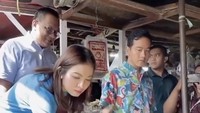 Saat blusukan ke pasar bersama Gibran, Selvi terlihat belanja dan memilih sendiri sayuran segar untuk dibeli. Foto: Instagram selvie_ananda_