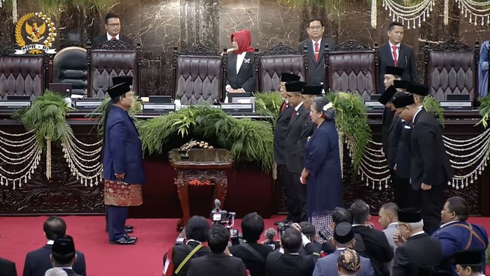 Prabowo dan Gibran di MPR