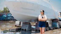 Prilly Latuconsina membeli Yacht untuk menjadi kado pada ulang tahun ke-28. Foto: Instagram/@prillylatuconsina96