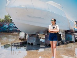 8 Foto Prilly Latuconsina Unboxing Kado Ultah Mewah, Yacht Pribadi Perdananya