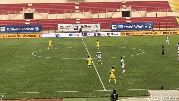 Laga Barito Putera vs PSS Sleman, Minggu (20/10/2024).