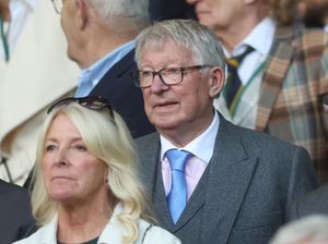 Sir Alex Ferguson Agak Kesal Usai Dipecat MU