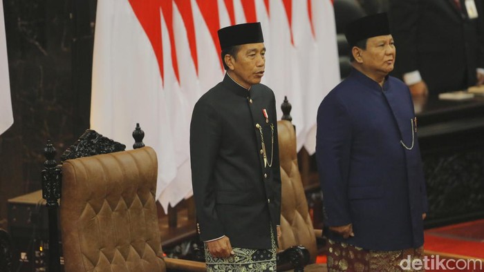 Ucap Sumpah, Prabowo-Gibran Resmi Jadi Presiden dan Wapres RI 2024-2029 Prabowo Subianto dan Gibran Rakabuming Raka resmi jadi Presiden dan Wakil Presiden Republik Indonesia periode 2024-2029. Resminya Prabowo-Gibran jadi Presiden dan Wapres ditandai dengan pengucapan sumpah.