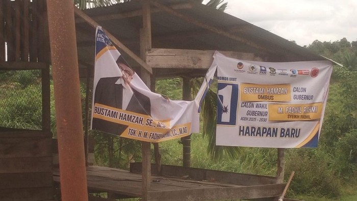 APK calon Gubernur di Aceh diduga dirusak. (Istimewa)