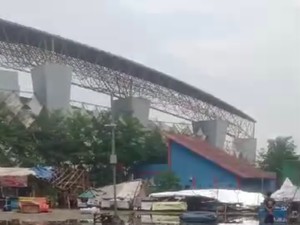 BPBD: Atap Stadion Wibawa Mukti yang Lepas Bangunan Lama, Tak Ada Korban
