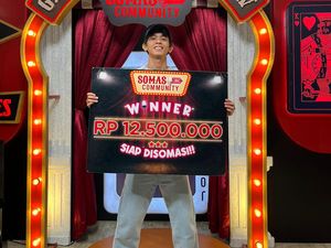 Tragikomedi Bachrul Alam, Stand Up soal Kecilnya Gaji Guru