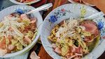 20 Bubur Ayam Kaki Lima Enak Ada di Sini!