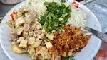 20 Bubur Ayam Kaki Lima Enak Ada di Sini!