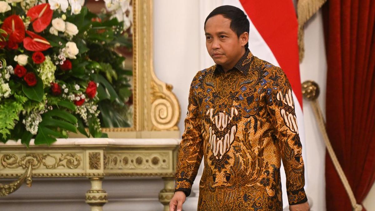 Tekad Raja Juli Antoni Mau Menjaga Hutan Indonesia