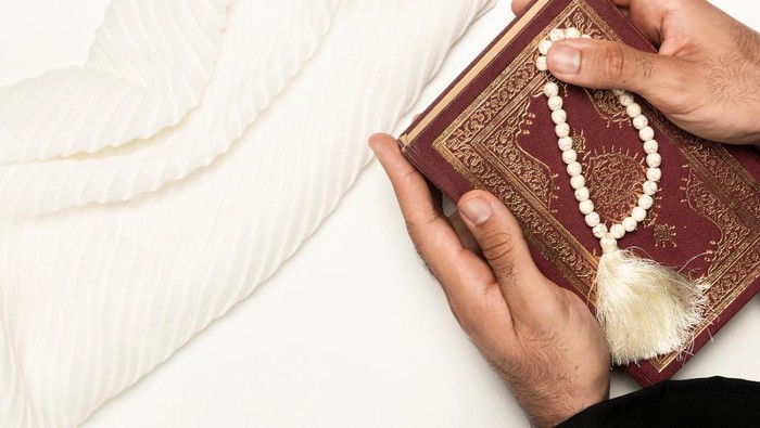 Bacaan dzikir tasbih.