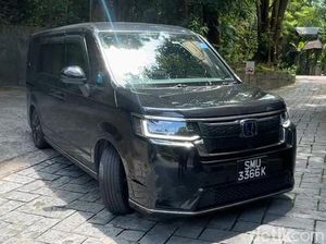 Ketika Honda Step WGN Jadi Taksi Online di Singapura