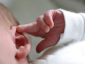 Riset: Paparan di Produk Ini Bisa Ganggu Perkembangan Otak Bayi Baru Lahir