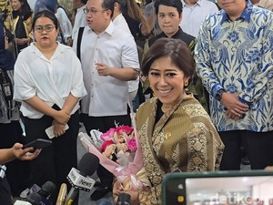 Ini Instruksi Prabowo Untuk Menkomdigi Meutya Hafid