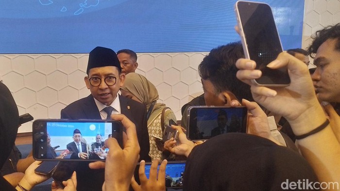 Menteri Kebudayaan Fadli Zon