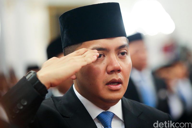 Presiden Prabowo Subianto resmi melantik Wakil Menteri (Wamen) di Kabinet Merah Putih. Ada 55 orang Wamen dan seorang Sekretaris Kabinet yang dilantik.