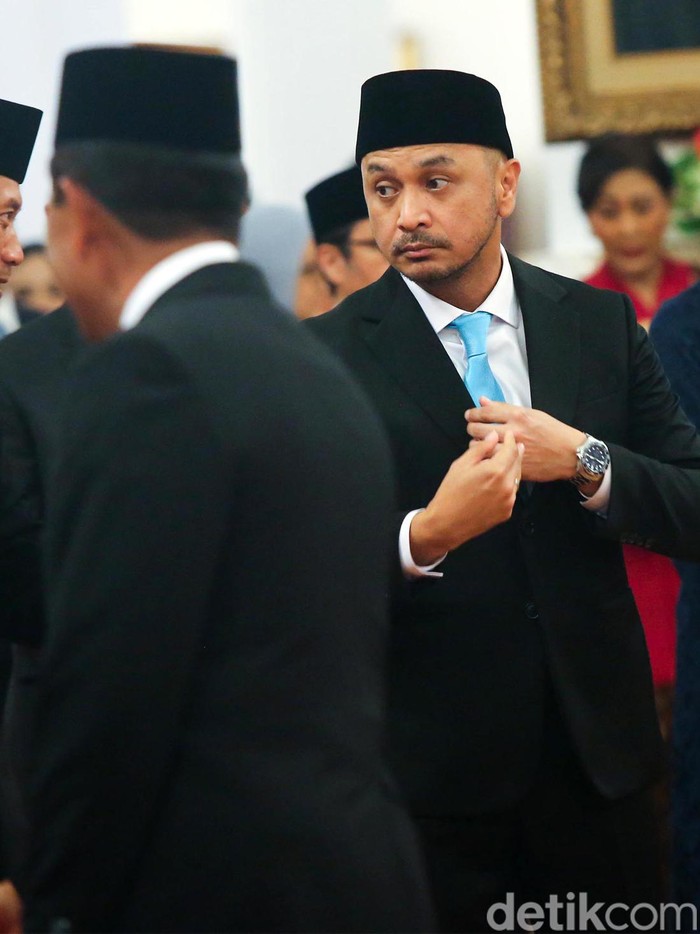 Momen Pelantikan Wamen Kabinet Merah Putih Prabowo-Gibran Presiden Prabowo Subianto resmi melantik Wakil Menteri (Wamen) di Kabinet Merah Putih. Ada 55 orang Wamen dan seorang Sekretaris Kabinet yang dilantik.