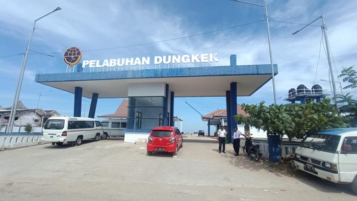 Pelabuhan di Dungkek Sumenep