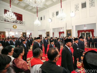 Momen Pelantikan 48 Menteri Kabinet Merah Putih di Istana Negara