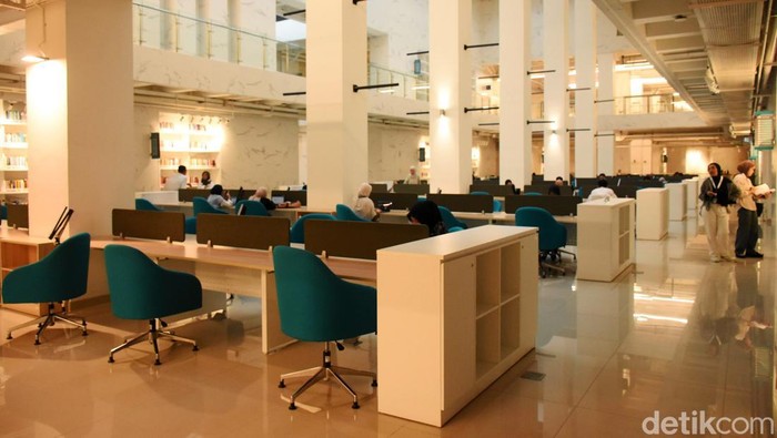 Perpustakaan Jusuf Kalla resmi dibuka, dengan fasilitas yang lengkap.  Perpustakaan yang berlokasi di Jalan Raya Jakarta-Bogor KM 33, Cisalak, Sukmajaya, Kota Depok, Jawa Barat, ini menyediakan ruang yang nyaman dan modern.