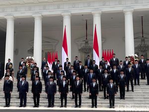 Video Momen 48 Menteri Kabinet Merah Putih Prabowo-Gibran Resmi Dilantik