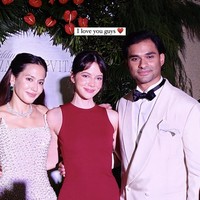 Penampilan Pevita di hari pernikahannya itu banyak mendapat pujian. Meski tampil dengan riasan simpel namun dirinya tetap terlihat cantik. Foto: Instagram