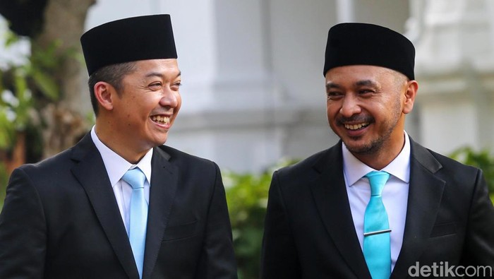 Senyum Ceria Para Wamen Kabinet Merah Putih Usai Dilantik Para wakil menteri Kabinet Merah Putih telah resmi dilantik di Istana Merdeka, Jakarta, Senin (21/10/2024). Senyum ceria terlihat di wajah para wamen itu usai dilantik.