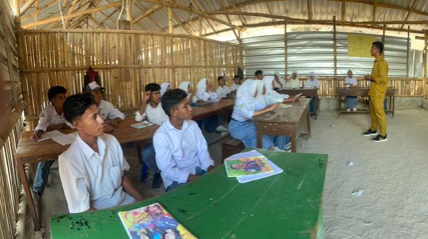 Suasana kegiatan belajar mengajar (KBM) SMKN Restorasi Pulau Komodo di Pulau Komodo, Taman Nasional Komodo, Manggarai Barat, NTT. (Istimewa)