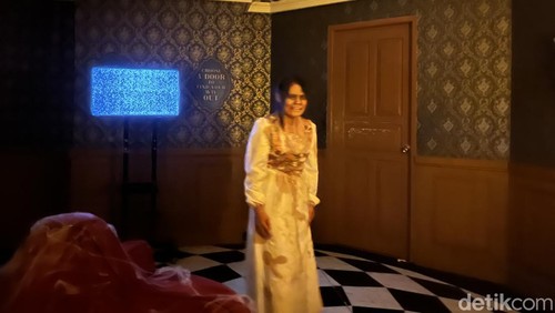 Suasana salah satu ruangan wahana Franks Family Terror di Trans Studio Bali, Senin (21/10/2024). (Foto: Ida Bagus Putu Mahendra/detikBali)