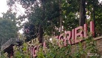 Puncak wisata Tangga Seribu Manglayang Bandung.