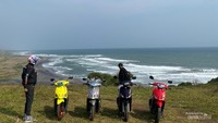 Pantai Santolo di Garut