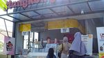 Panas-panas, Cocoknya Jajan Es Krim di Cihampelas