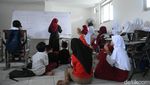 Unik! Bangunan Sekolah Gratis di Depok Ini Terbuat dari Kontainer Bekas
