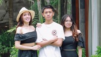 Angel Karamoy menikmati liburan bersama kedua anaknya. (Foto: dok Instagram)