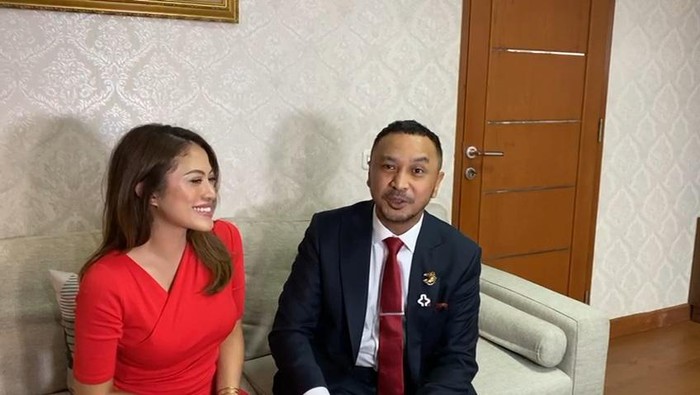 Cynthia dan Giring