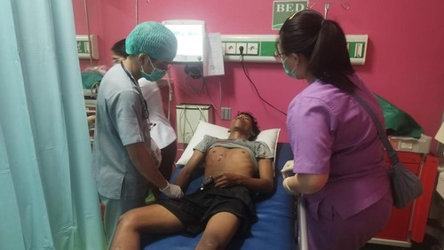 Korban pengeroyokan, Dedianus Kalaiyo, saat dirawat di RSUD Sanjiwani, Gianyar, Selasa (15/10/2024). Dedianus tewas setelah diamuk massa lantaran diduga mengunggah konten SARA.