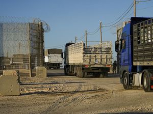 Duh, Hampir 100 Truk Pengangkut Bantuan Gaza Dijarah!