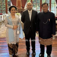 Ketika Prabowo dilantik pada Minggu (20/10/2024), tidak ada ibu negara di sisinya. Namun, putra semata wayangnya, Didit Hediprasetyo, ikut menjadi pendamping. (Foto: Instagram)