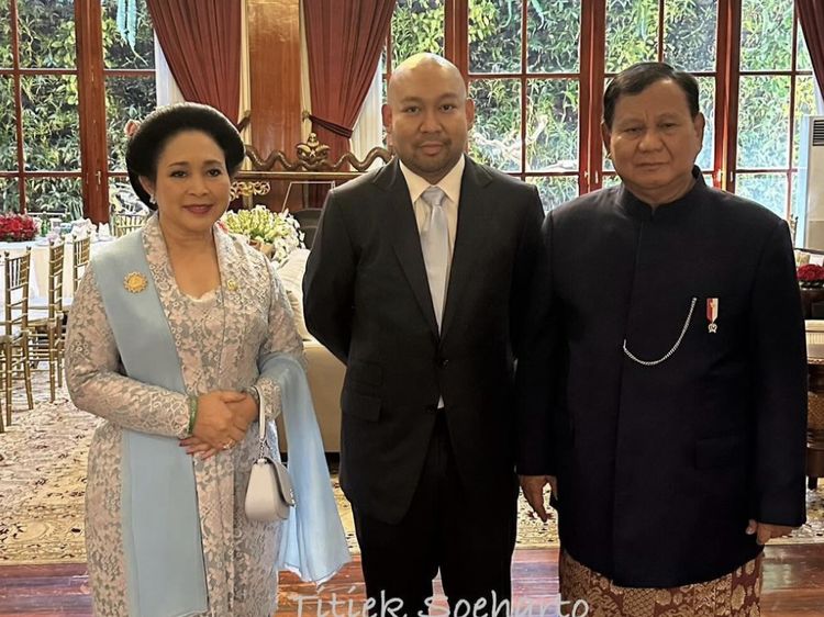 Foto Didit Hediprasetyo Jadi Plus One Prabowo, Bergelar Anak dan Cucu Presiden