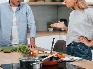 Ditanya Bisa Masak? Saat Kenalan di Aplikasi Kencan, Wanita Ini Ilfeel