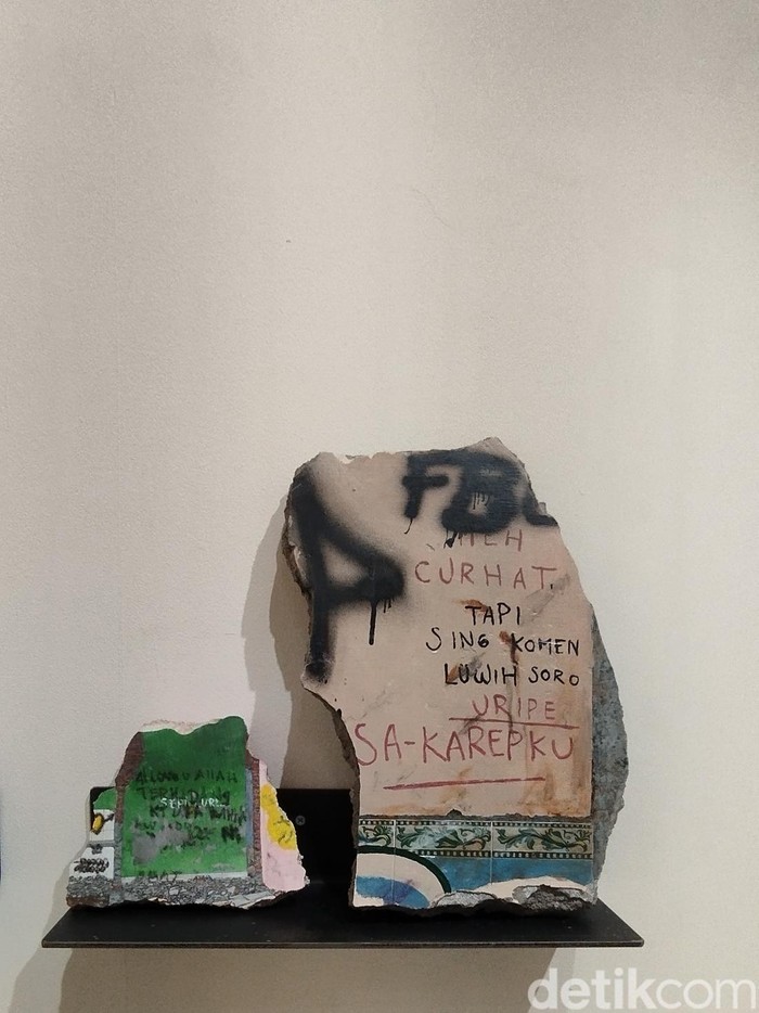 Karya Seni Seniman Begok Oner di Artloka, Wisma Geha, Jakarta Pusat. Karya Seni Seniman Begok Oner di Artloka, Wisma Geha, Jakarta Pusat.
