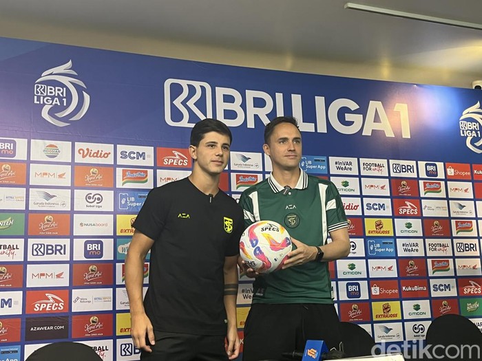 Konferensi pers Persebaya jelang lawan PSM